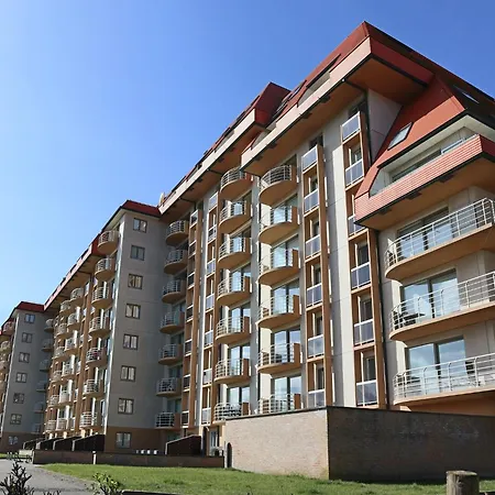 In With Balcony 아파트
